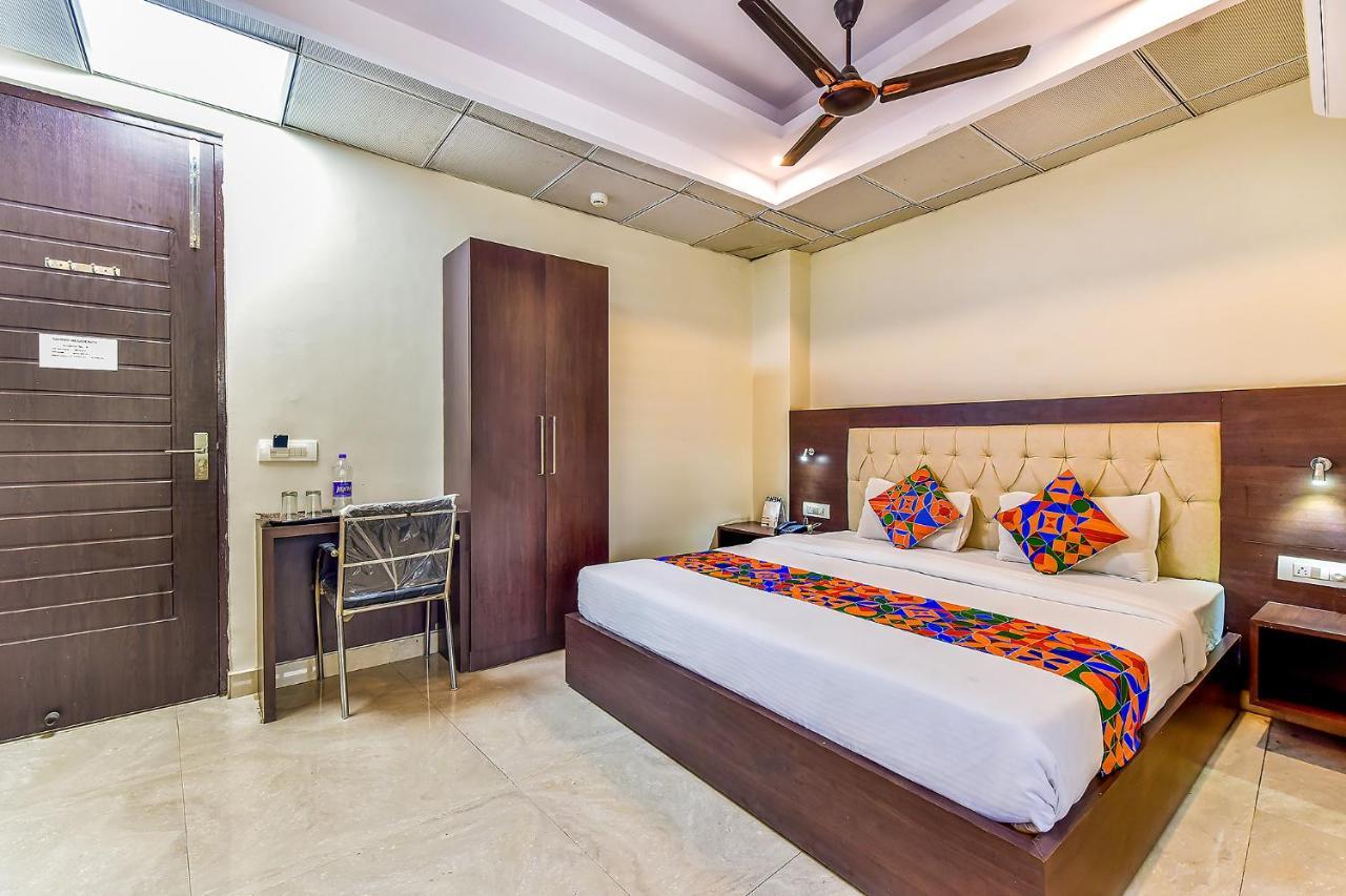 Fabhotel Surya Residency Dehradun Eksteriør bilde