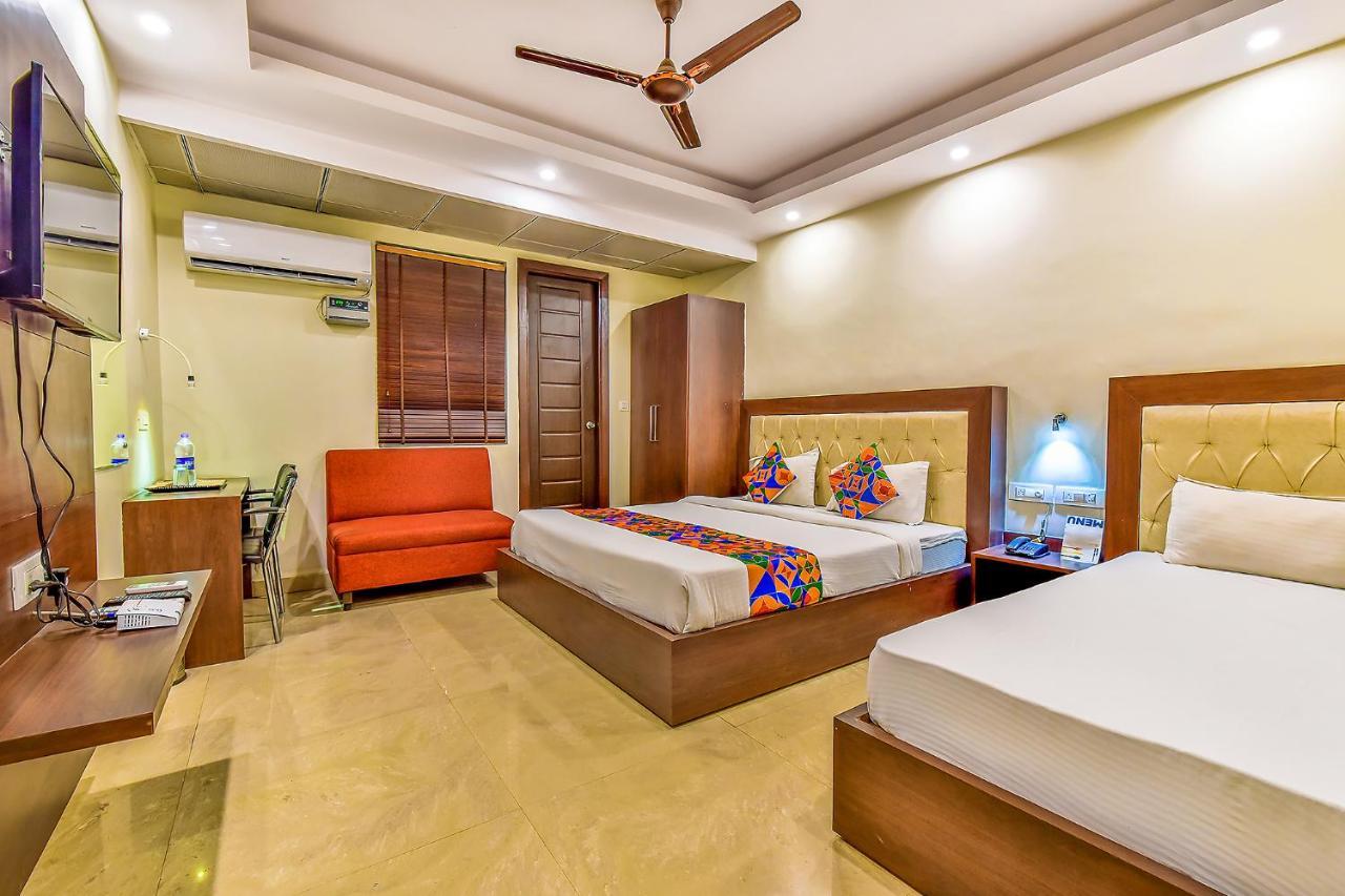 Fabhotel Surya Residency Dehradun Eksteriør bilde