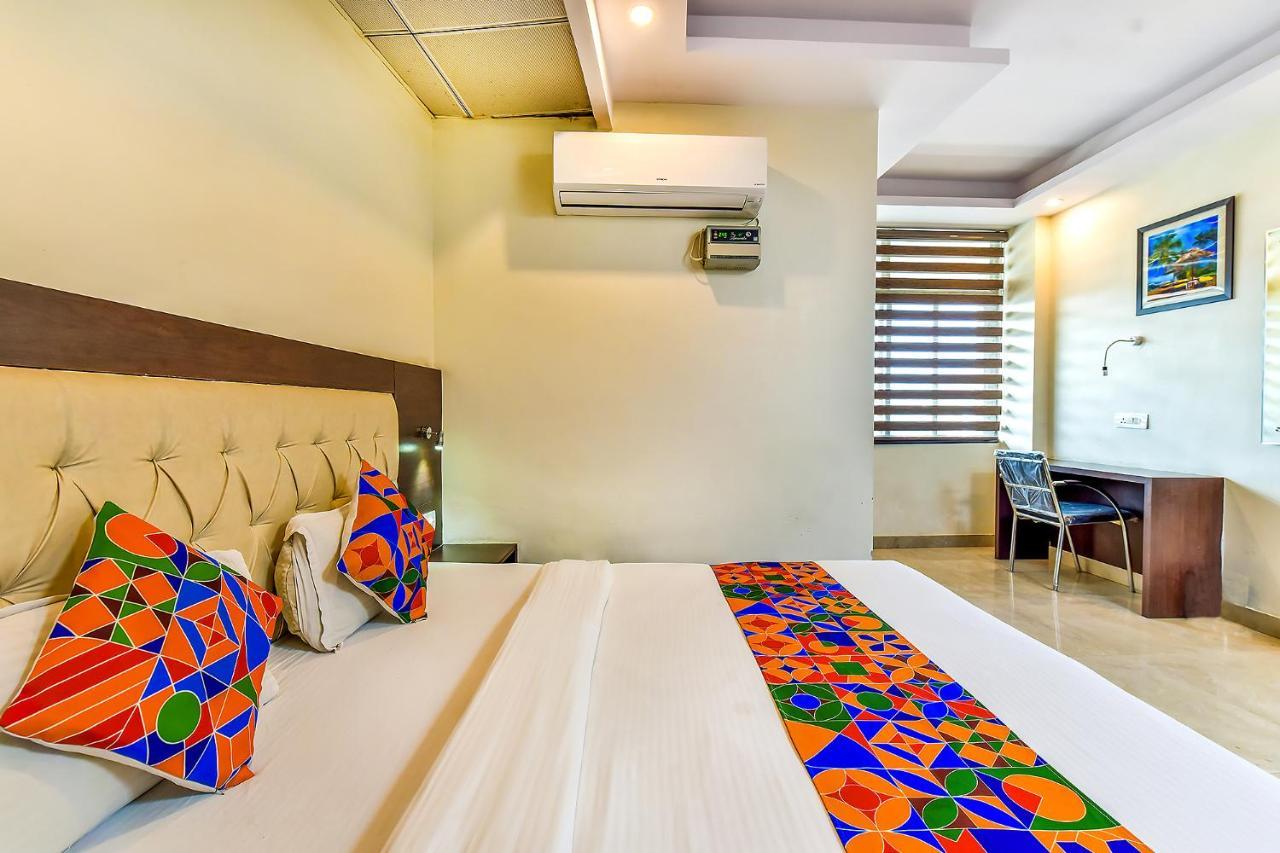 Fabhotel Surya Residency Dehradun Eksteriør bilde