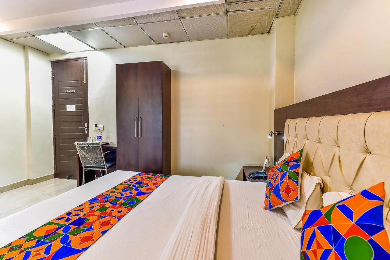 Fabhotel Surya Residency Dehradun Eksteriør bilde